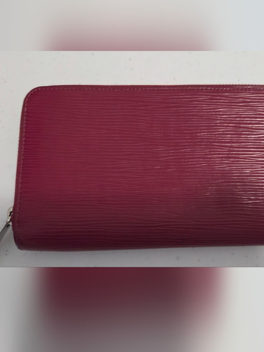 Authentic Louis Vuitton Epi Leather Zippy Wallet – Fuchsia/Deep Magenta